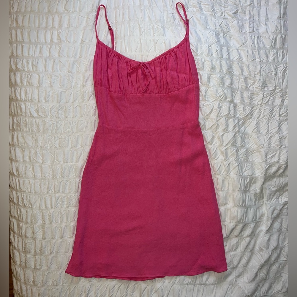 Aritzia Delilah mini dress
